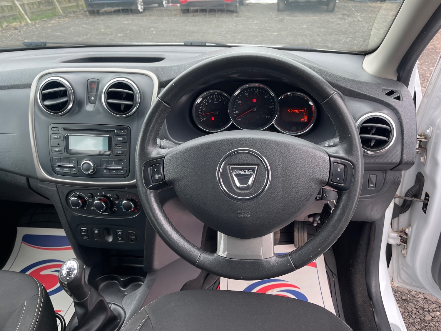 Used Dacia Sandero 2015 for sale - 77998487: Photo 9