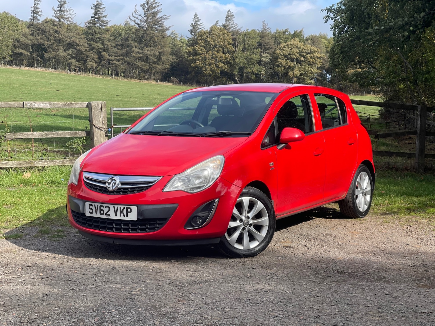 Used Vauxhall Corsa 2012 for sale - 75994693: Photo 3