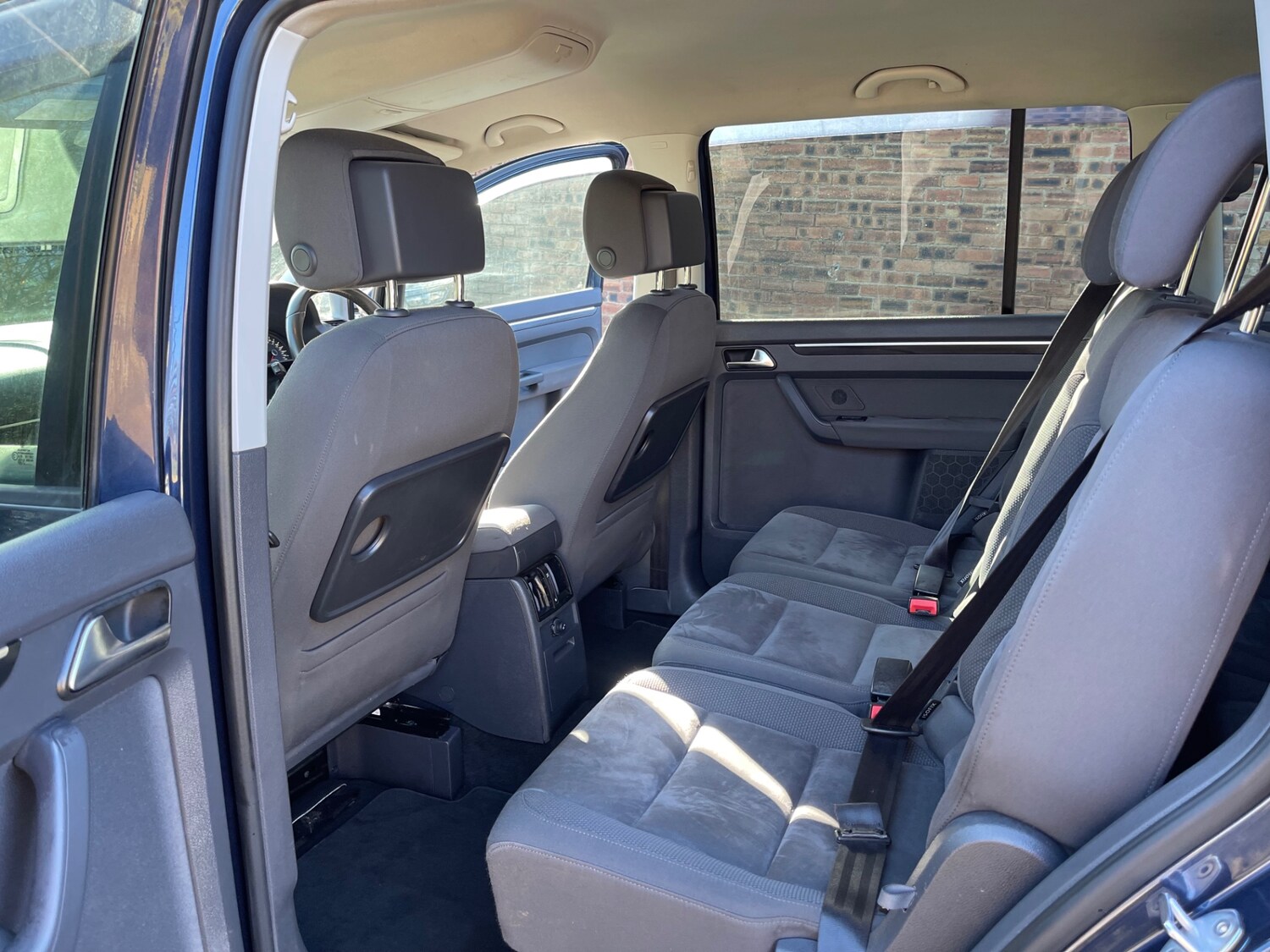 Used Volkswagen Touran 2013 for sale - 77653063: Photo 19