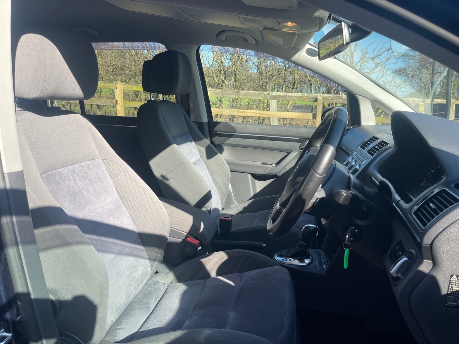 Used Volkswagen Touran 2013 for sale - 77653063: Photo 8