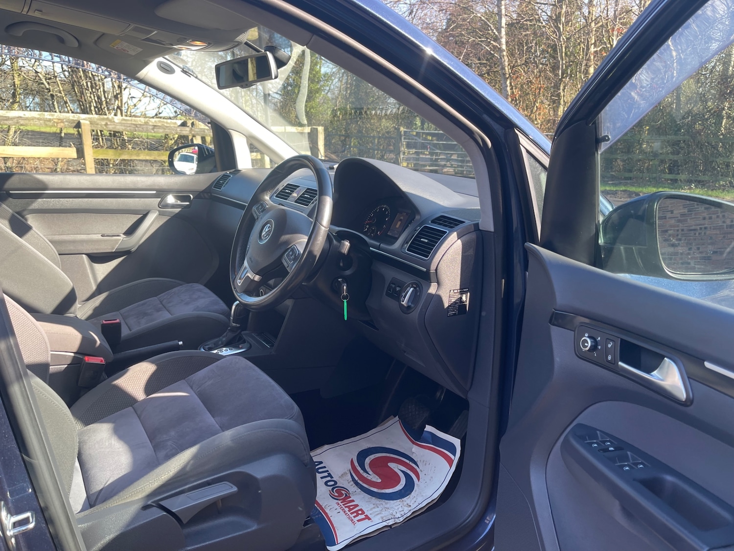 Used Volkswagen Touran 2013 for sale - 77653063: Photo 9