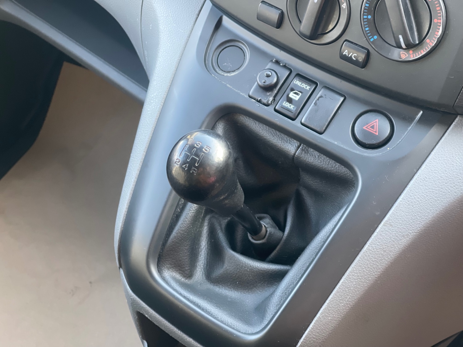 Used Nissan NV200 2018 for sale - 77640068: Photo 13