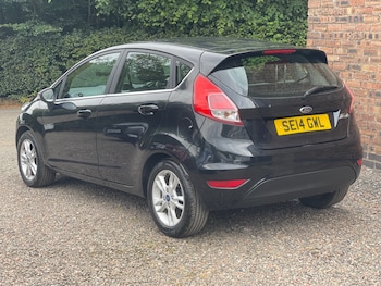 Used Ford Fiesta 2014 for sale - 79468915: Photo
