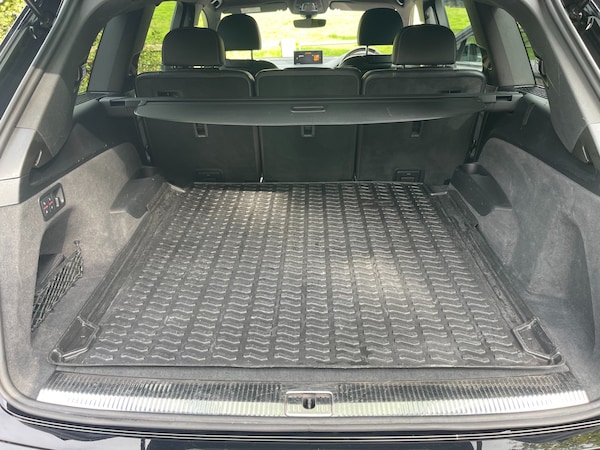 Used Audi Q7 2017 for sale - 73988101: Photo 35