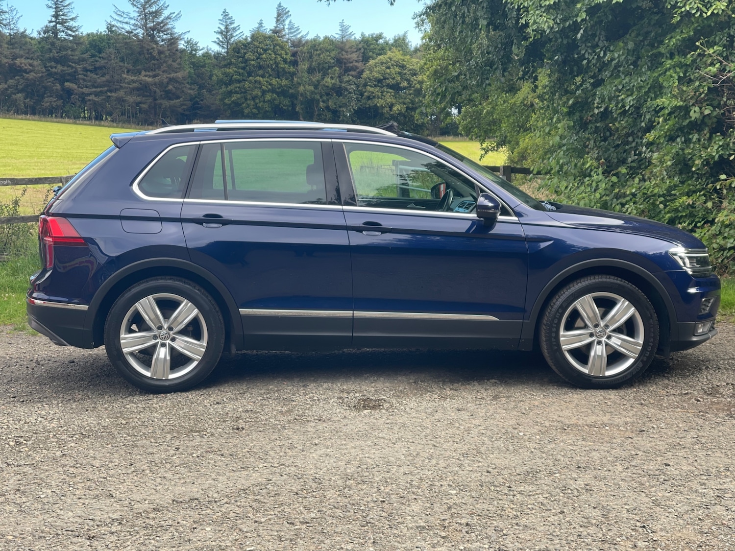 Used Volkswagen Tiguan 2020 for sale - 76353763: Photo 3