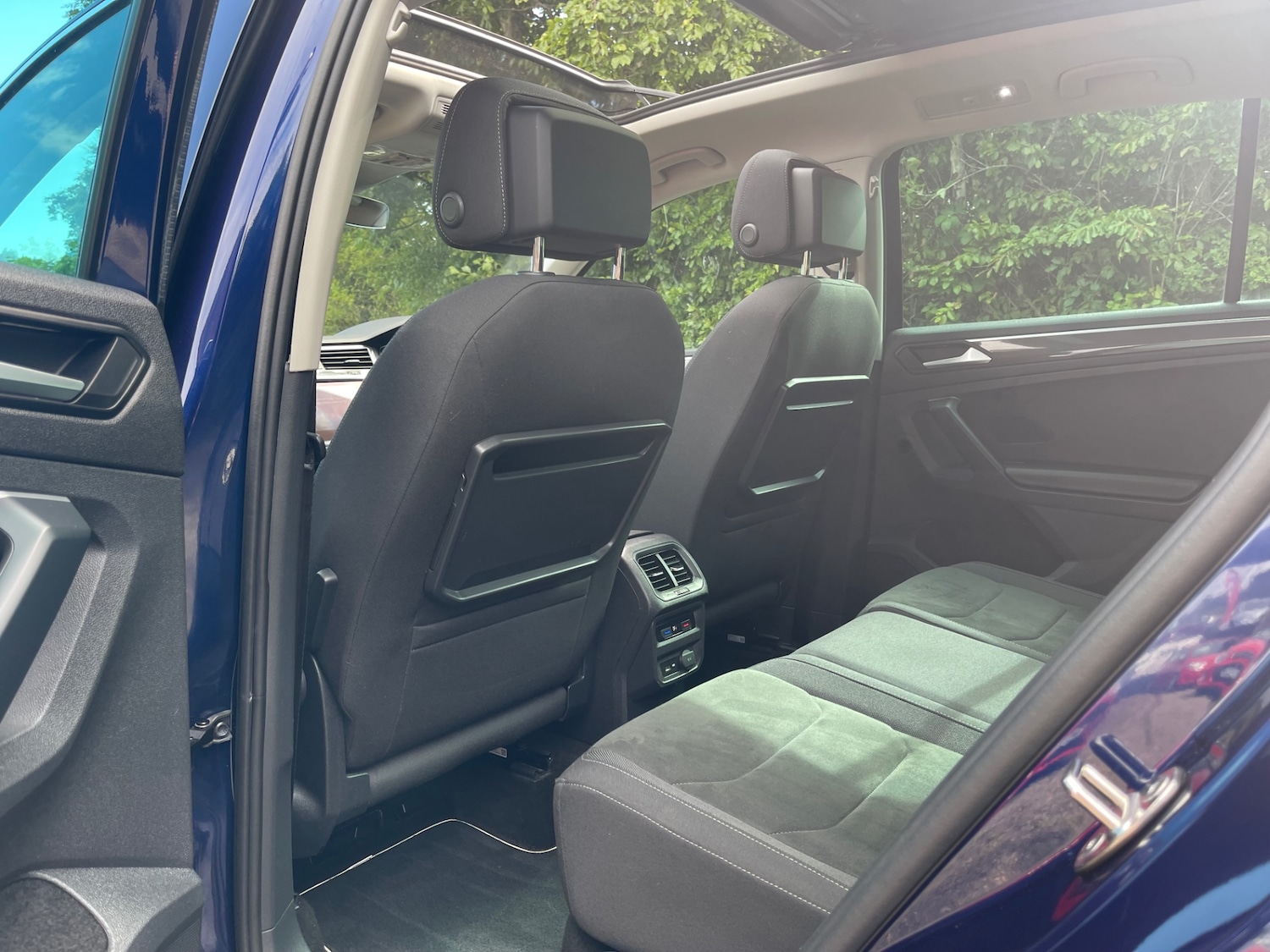 Used Volkswagen Tiguan 2020 for sale - 76353763: Photo 31