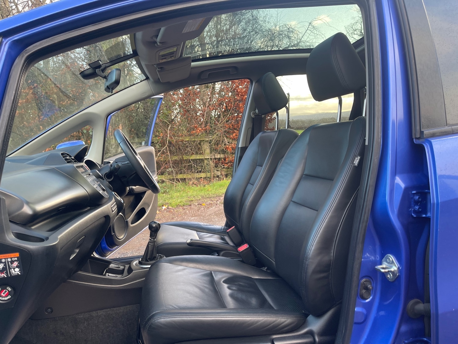 Used Honda Jazz 2011 for sale - 76858974: Photo 24