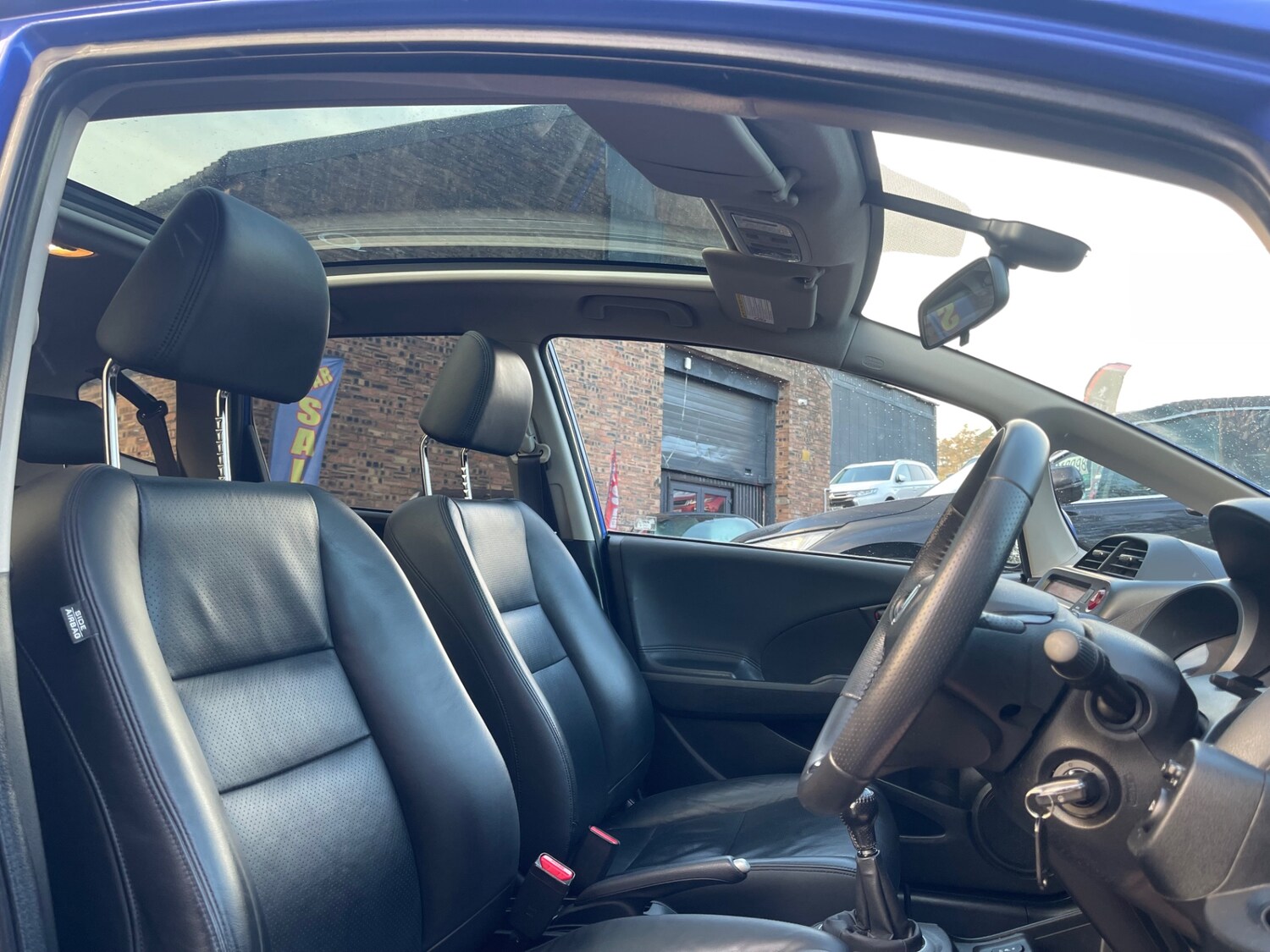 Used Honda Jazz 2011 for sale - 76858974: Photo 8