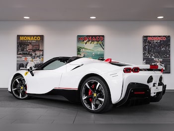 Used Ferrari SF90 Spider 2025 for sale - 78237319: Photo