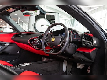 Used Ferrari SF90 Spider 2025 for sale - 78237319: Photo