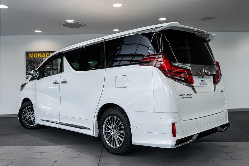 Used Toyota Alphard 2023 for sale - 77118253: Photo 2