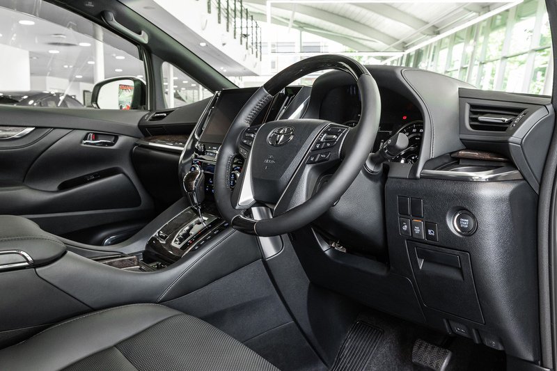 Used Toyota Alphard 2023 for sale - 77118253: Photo 3