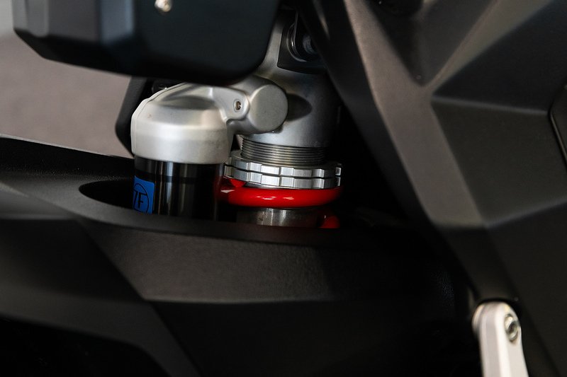 MV Agusta Superveloce 800