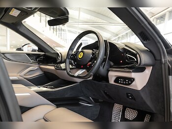 Used Ferrari Purosangue 2024 for sale - 77342260: Photo