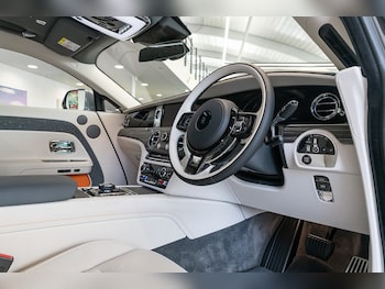 Used Rolls-Royce Spectre 2025 for sale - 78402076: Photo