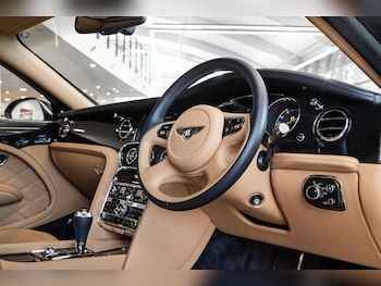 Used Bentley Mulsanne 2015 for sale - 79435876: Photo