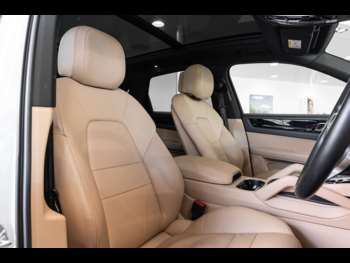 Used Porsche Cayenne 2019 for sale - 74795169: Photo