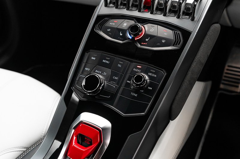 Used Lamborghini Huracan 2014 for sale - 77328692: Photo 13