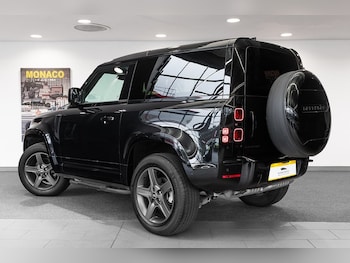 Used Land Rover Defender 2022 for sale - 79435820: Photo