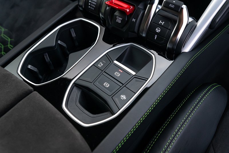 Used Lamborghini Urus 2019 for sale - 78040269: Photo 15