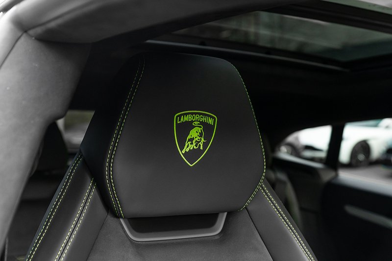 Used Lamborghini Urus 2019 for sale - 78040269: Photo 23