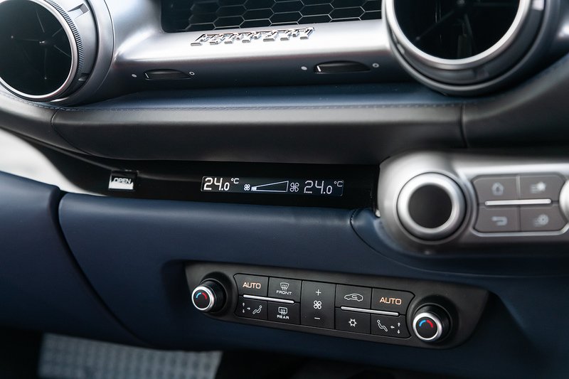 Used Ferrari 812 Superfast for sale - 77655795: Photo 27