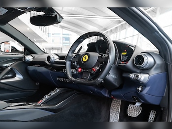 Used Ferrari 812 Superfast 2018 for sale - 77655795: Photo