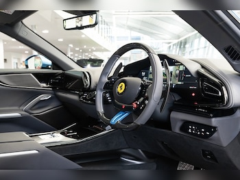 Used Ferrari Purosangue 2025 for sale - 79435809: Photo