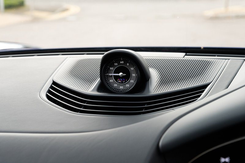 Used Porsche Taycan 2023 for sale - 76341095: Photo 12