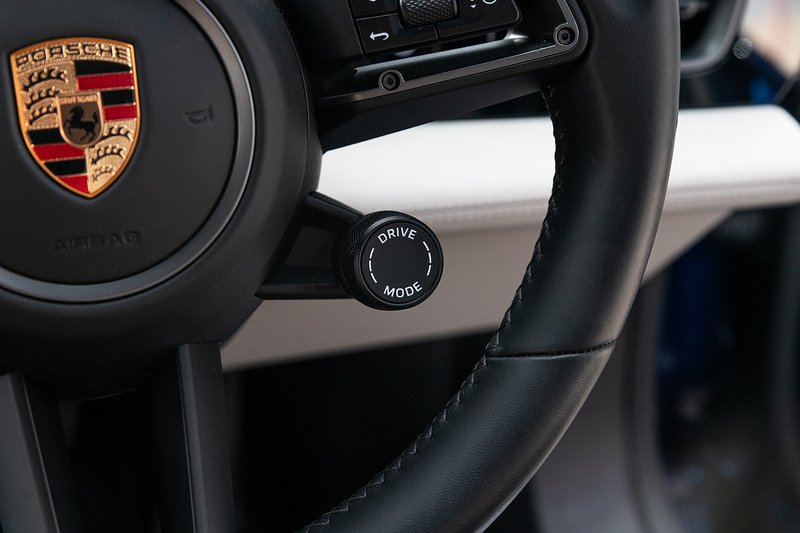 Used Porsche Taycan 2023 for sale - 76341095: Photo 18