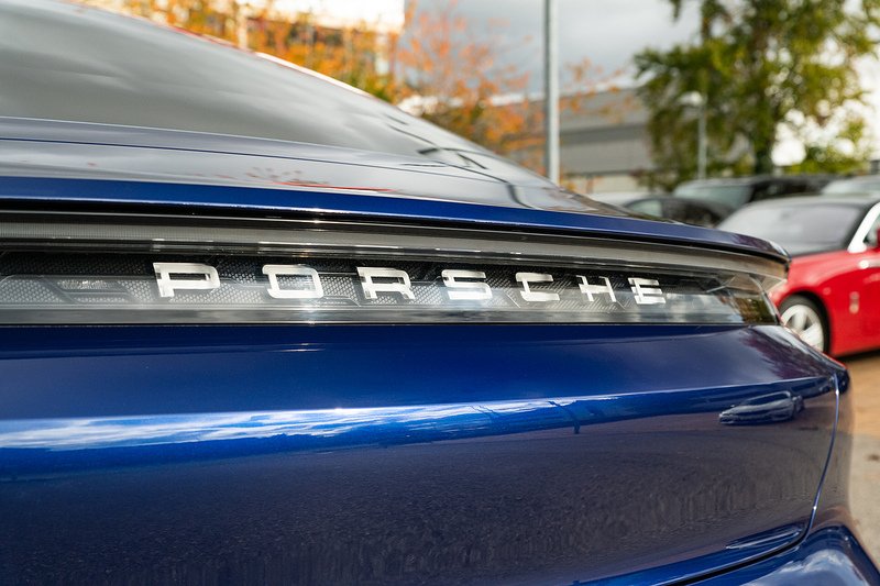 Used Porsche Taycan 2023 for sale - 76341095: Photo 8