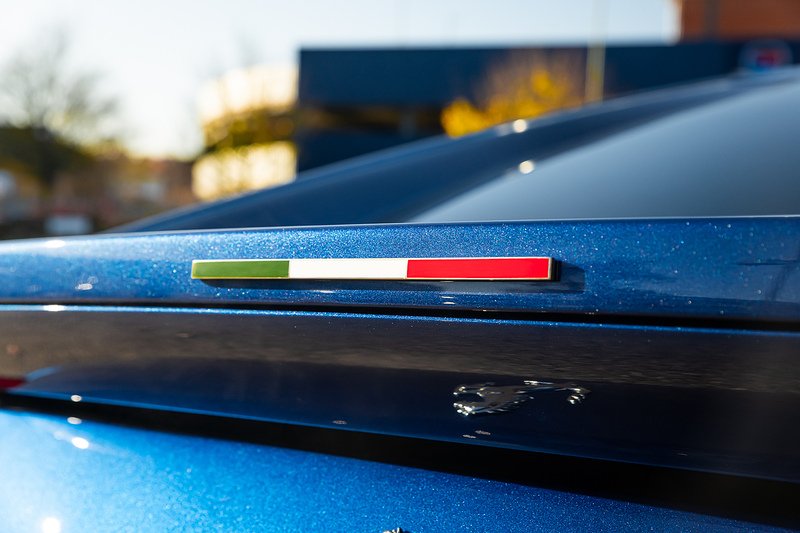 Used Ferrari 812 Superfast 2018 for sale - 76605279: Photo 11