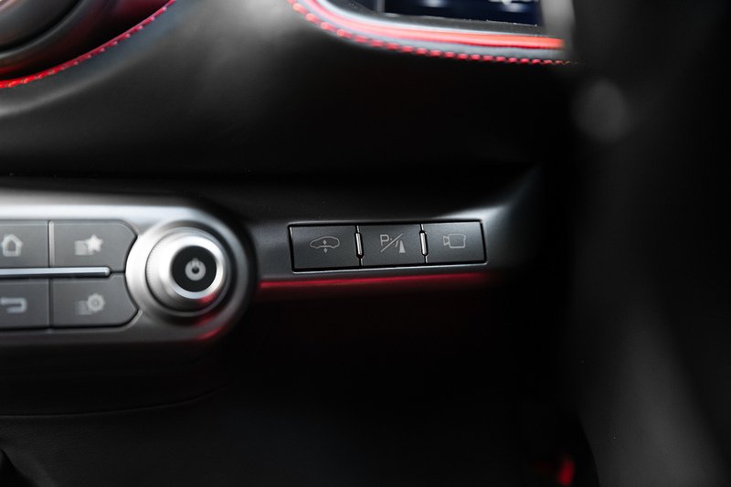 Used Ferrari 812 Superfast 2018 for sale - 76605279: Photo 19