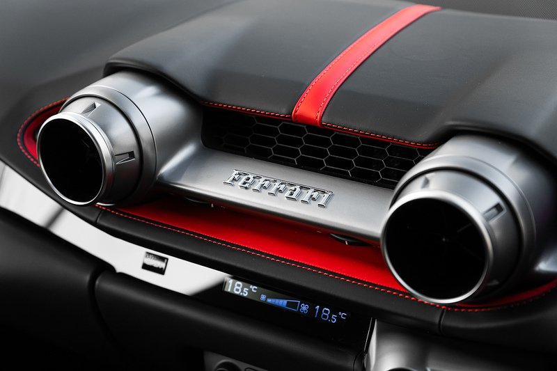 Used Ferrari 812 Superfast 2018 for sale - 76605279: Photo 36