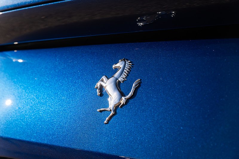 Used Ferrari 812 Superfast 2018 for sale - 76605279: Photo 8