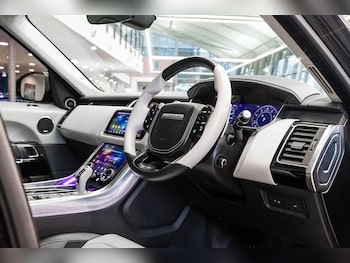 Used Land Rover Range Rover Sport 2019 for sale - 77250836: Photo