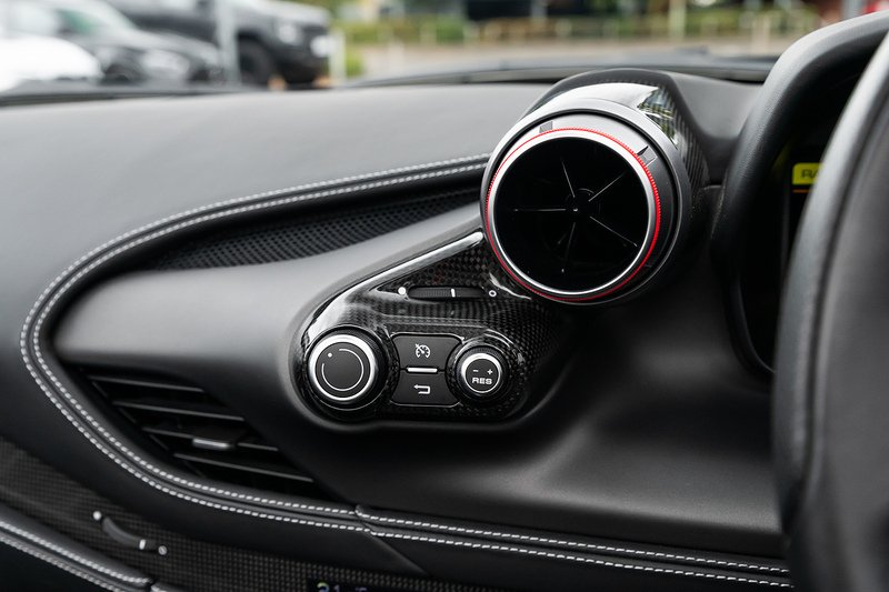 Used Ferrari F8 Spider 2021 for sale - 76173500: Photo 15