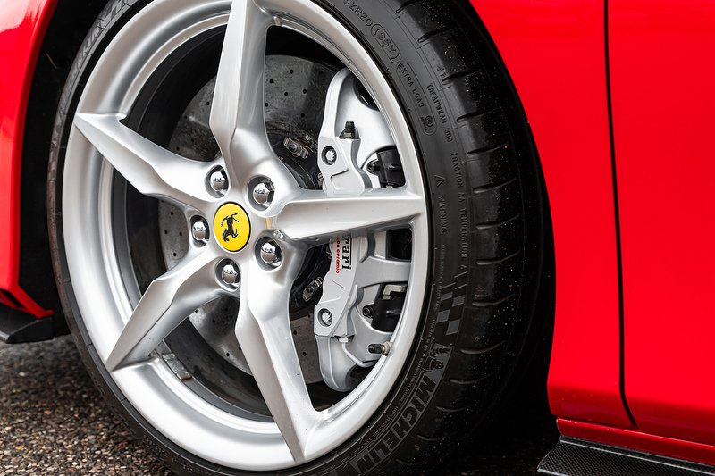 Used Ferrari F8 Spider 2021 for sale - 76173500: Photo 28