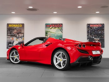 Used Ferrari F8 Spider 2021 for sale - 76173500: Photo 2