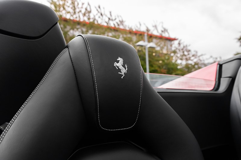 Used Ferrari F8 Spider 2021 for sale - 76173500: Photo 40