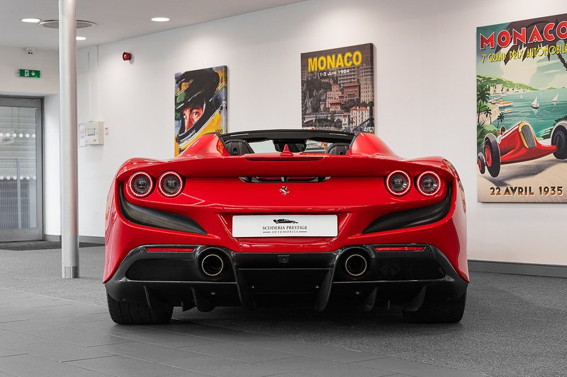 Used Ferrari F8 Spider 2021 for sale - 76173500: Photo 7