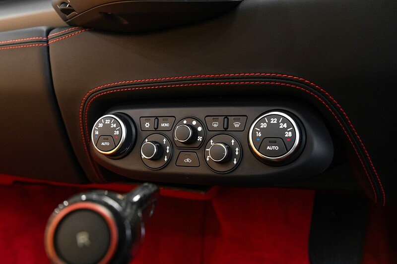 Used Ferrari 458 2013 for sale - 77247384: Photo 13