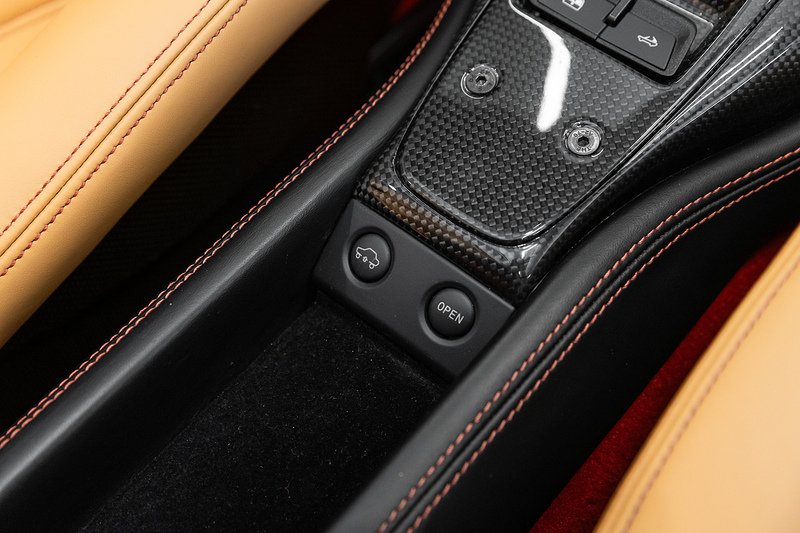 Used Ferrari 458 2013 for sale - 77247384: Photo 15