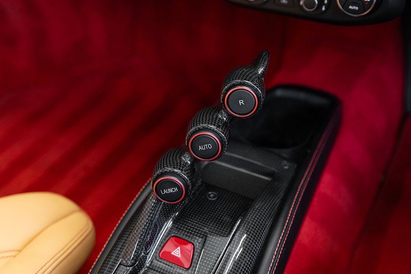 Used Ferrari 458 2013 for sale - 77247384: Photo 17