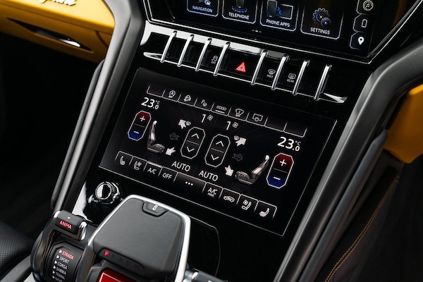 Used Lamborghini Urus 2023 for sale - 76288025: Photo 10
