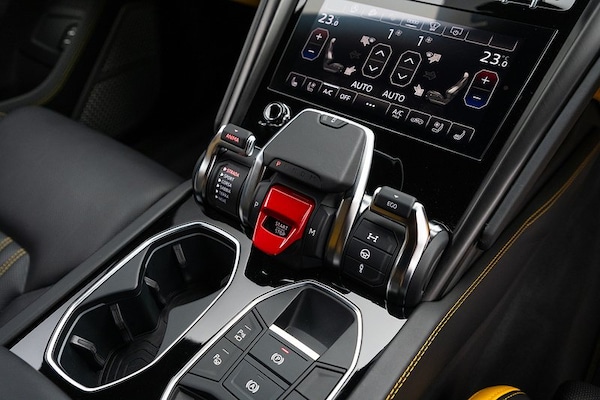 Used Lamborghini Urus 2023 for sale - 76288025: Photo 12