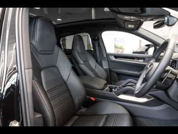 Used Porsche Cayenne 2023 for sale - 73952671: Photo