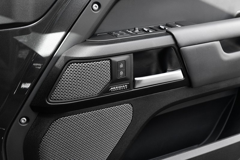 Used Land Rover Defender 2023 for sale - 78069559: Photo 22