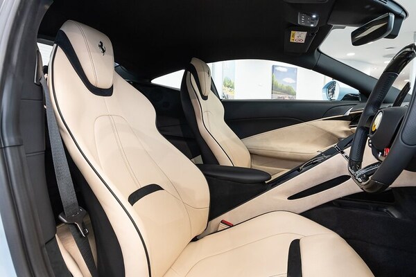 Used Ferrari Roma 2023 for sale - 73436460: Photo 4