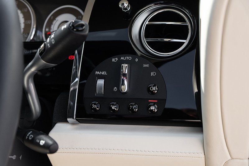 Used Rolls-Royce Wraith for sale - 77247383: Photo 18